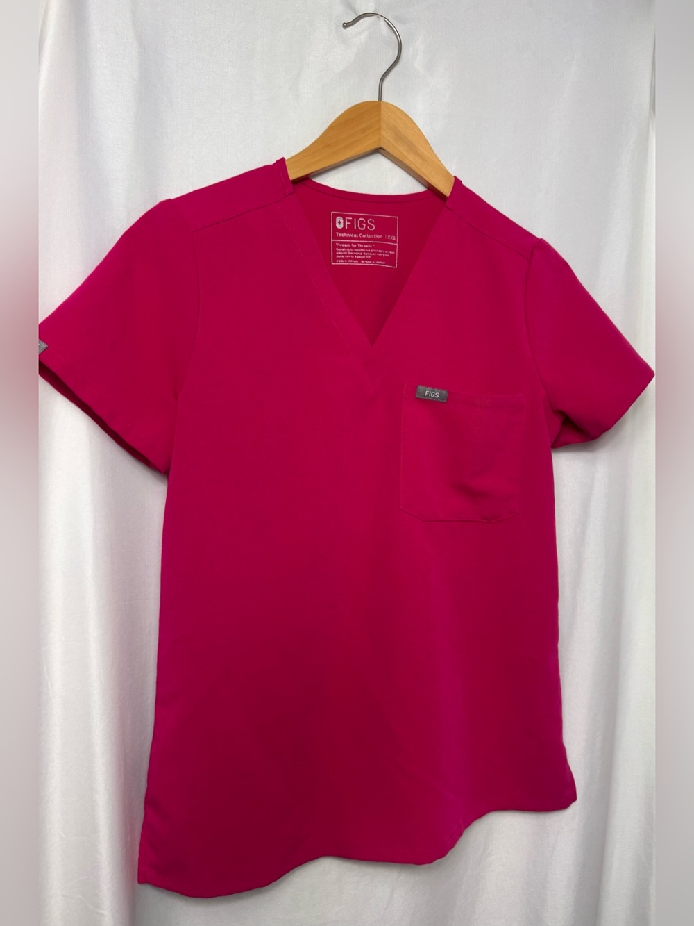 FIGS Scrub Set Top & Jogger Pants Magenta Medical Uniform XXS